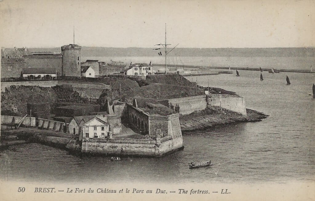 Post card image of the castle fort and duke's park in Brest, France